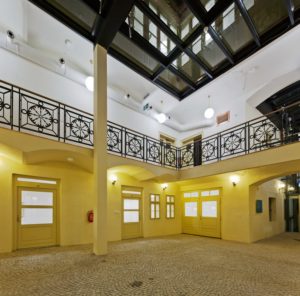 AMU – Generální rekonstrukce a oprava objektu Tržiště 20